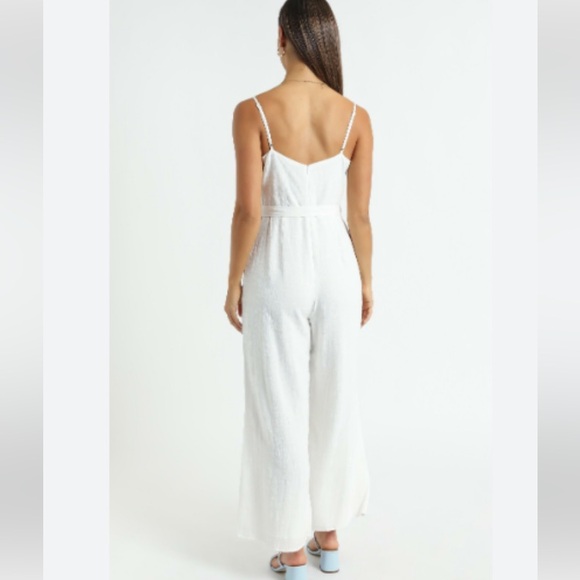 Cropped Knotted Linen-Blend Wide Leg Jumpsuit. - Picture 3 of 10
